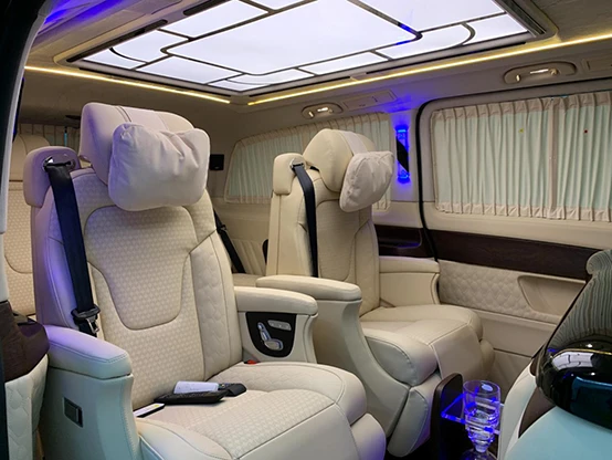 Přizpůsobení interiéru vozu Mercedes-Benz V250