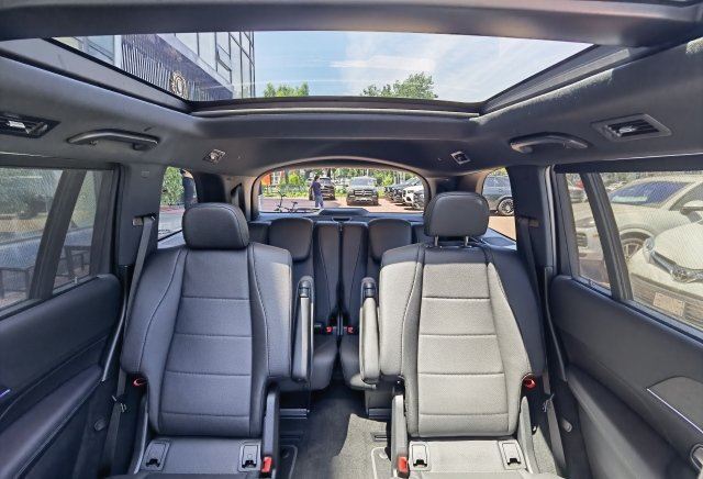 2022 Mercedes-Benz GLS450 Šestimístné luxusní kapitánské křeslo