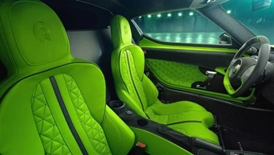 Pogea upravuje bláznivou Alfu Romeo 4C 'Centurion 007'