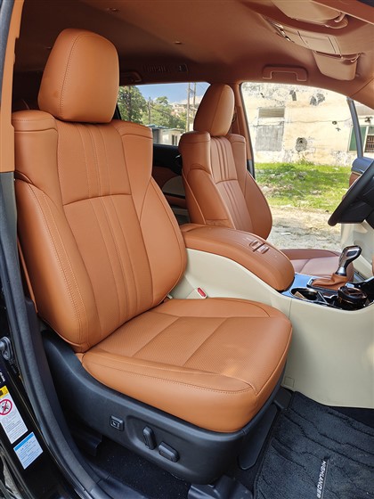 Zakázková luxusní úprava Mercedesu V260